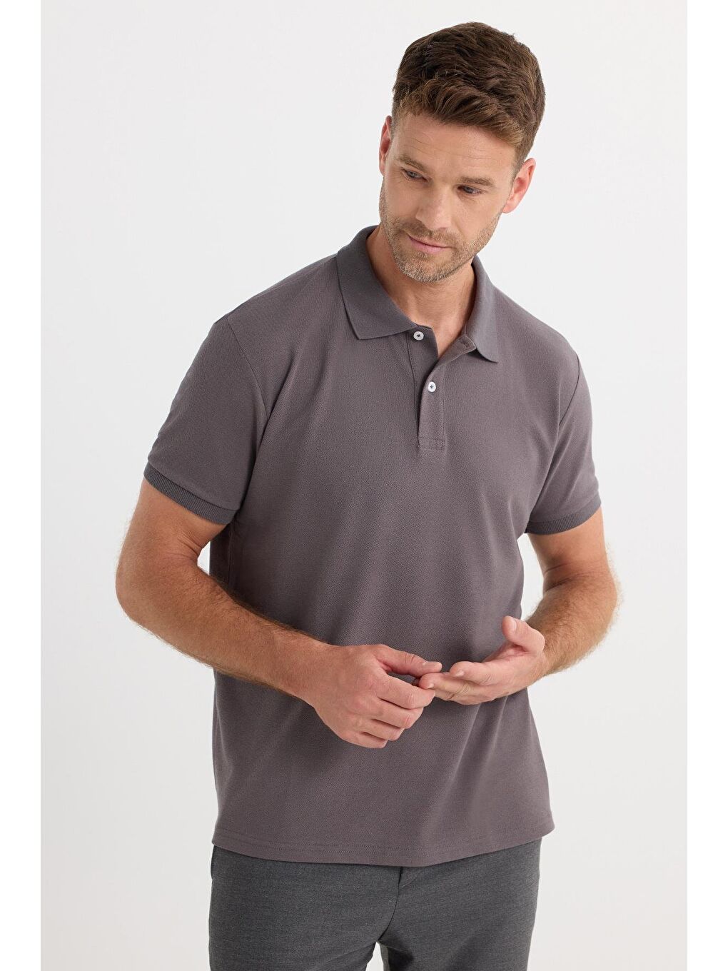 Erkek Regular Fit Klasik Kesim Pamuklu Yumuşak Dokulu Serin Tutan Kumaş Düz Gri Polo Yaka Tişört-3