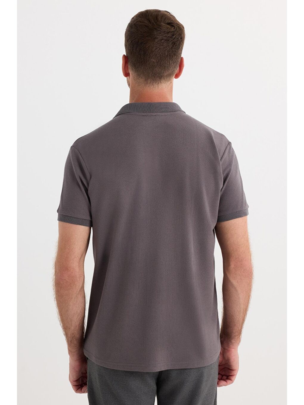 Erkek Regular Fit Klasik Kesim Pamuklu Yumuşak Dokulu Serin Tutan Kumaş Düz Gri Polo Yaka Tişört-6