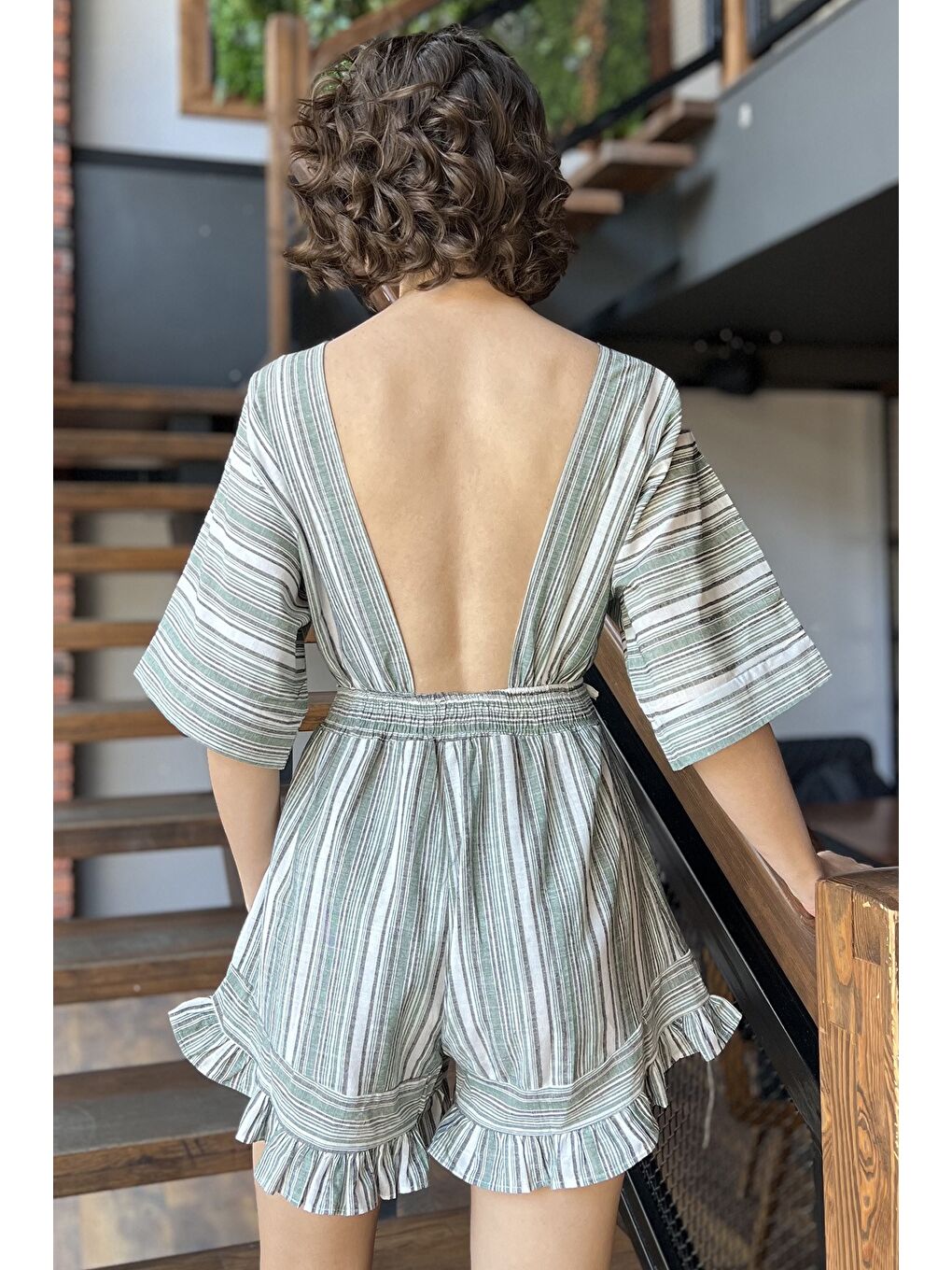 Yeşil Kadın Ön Düğüm Detaylı Sırt Dekolteli Çizgi Desenli Keten Elbise-2