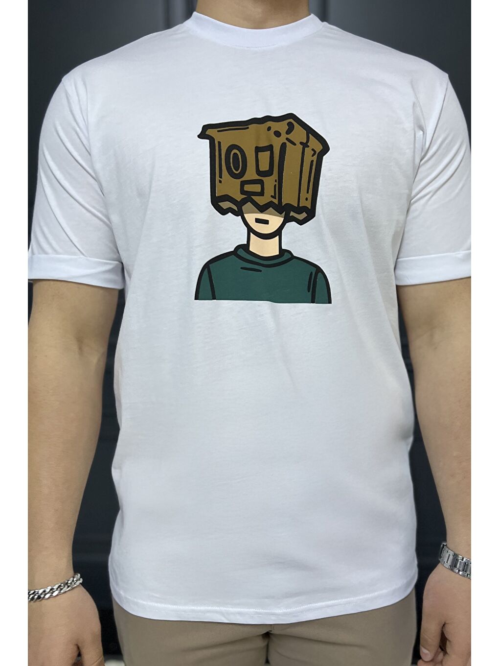 Beyaz Bisiklet Yaka Kol Katlamalı Baskılı Erkek Tişört-2