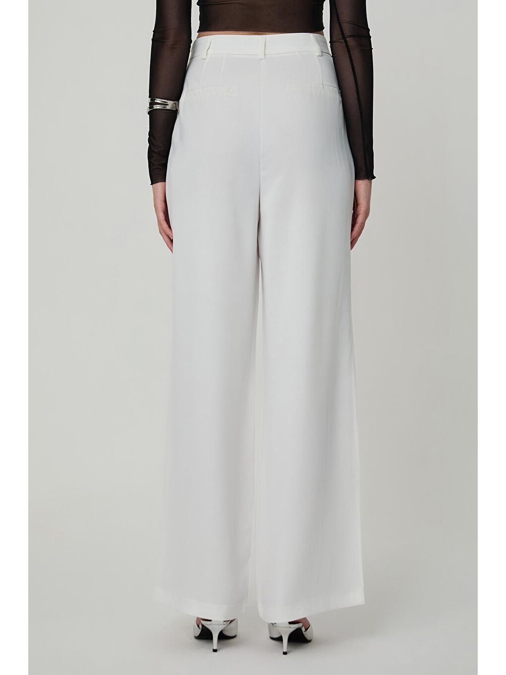 Pile Detaylı Cepli Palazzo Pantolon Ekru-1