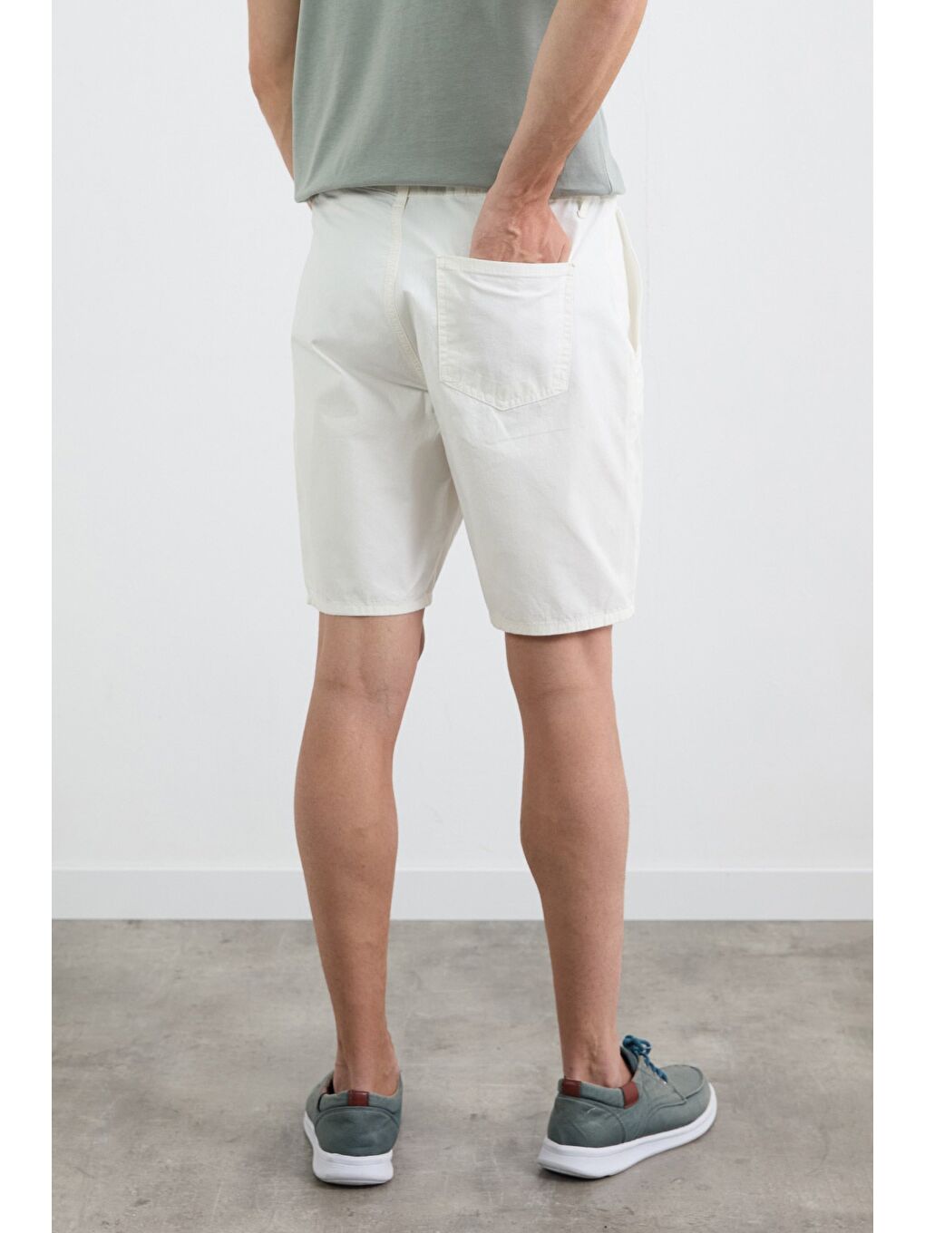 Ekru Gabardin Kargo Cepli %100 Pamuk Şort-3