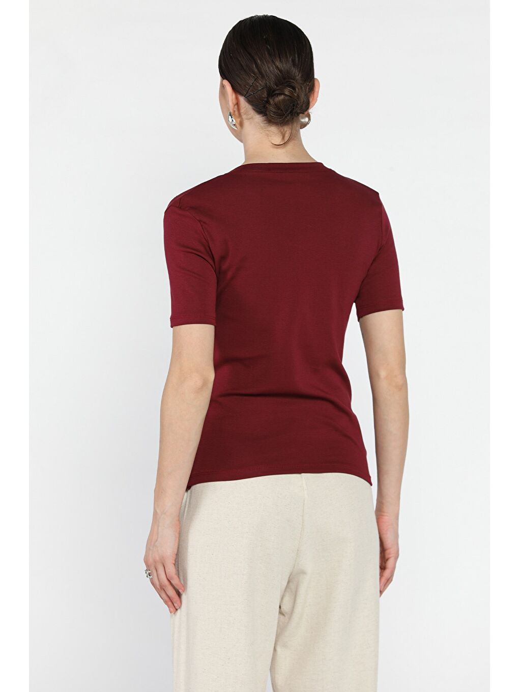 Bordo Kadın Bisiklet Yaka Taş İşlemeli Elastanlı Bluz-2