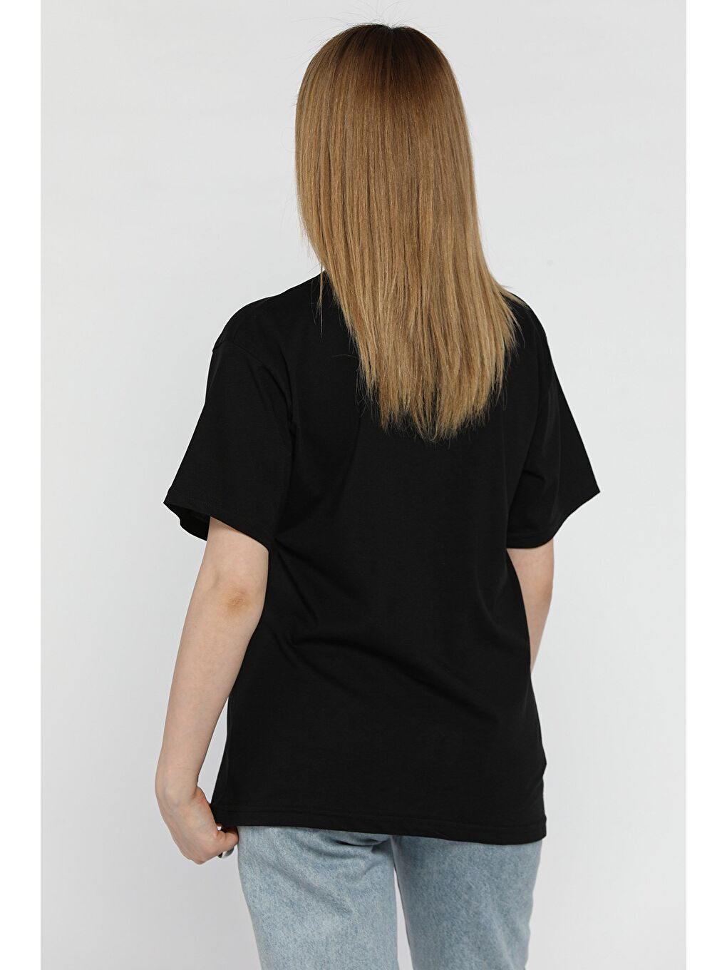 Siyah Bisiklet Yaka Baskılı Taşlı Kadın Tişört-2