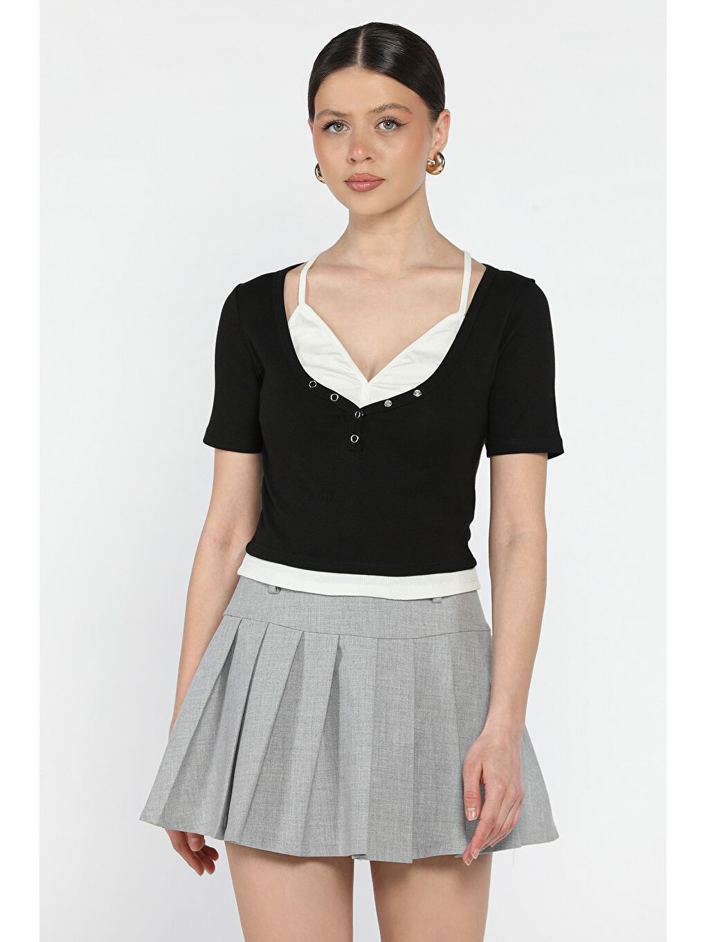 Siyah Kadın Büstiyer Kombinli Ön Çıtçıt Detaylı Bluz-1