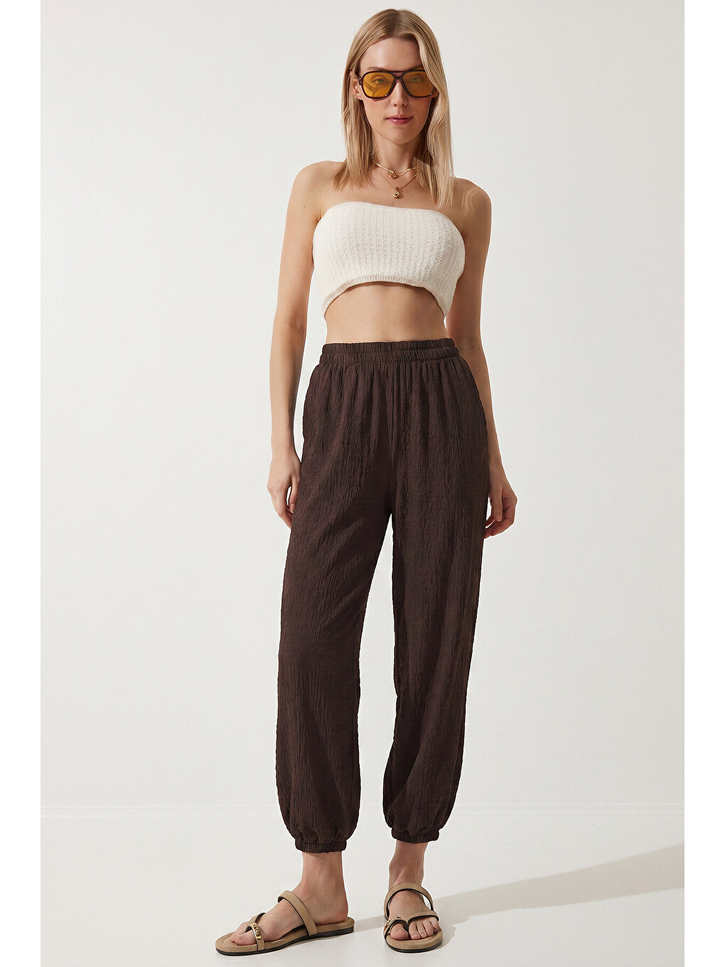 Kahverengi Cepli Rahat Krinkıl Şalvar Pantolon KAHVERENGİ LFW0024-1