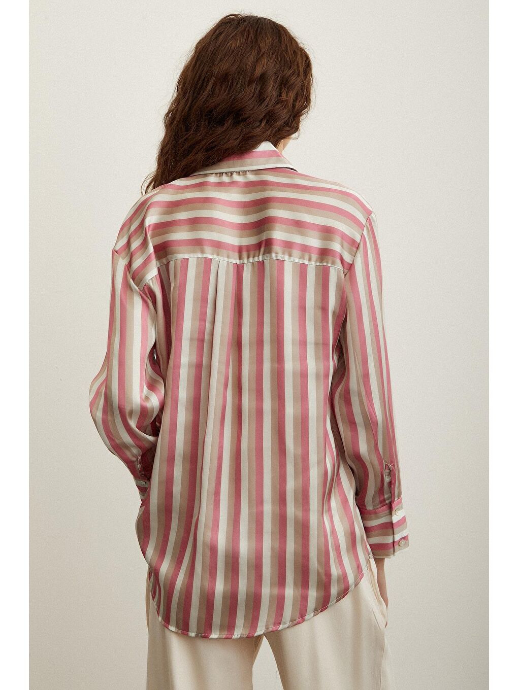 Pembe Çizgili Saten Gömlek-2