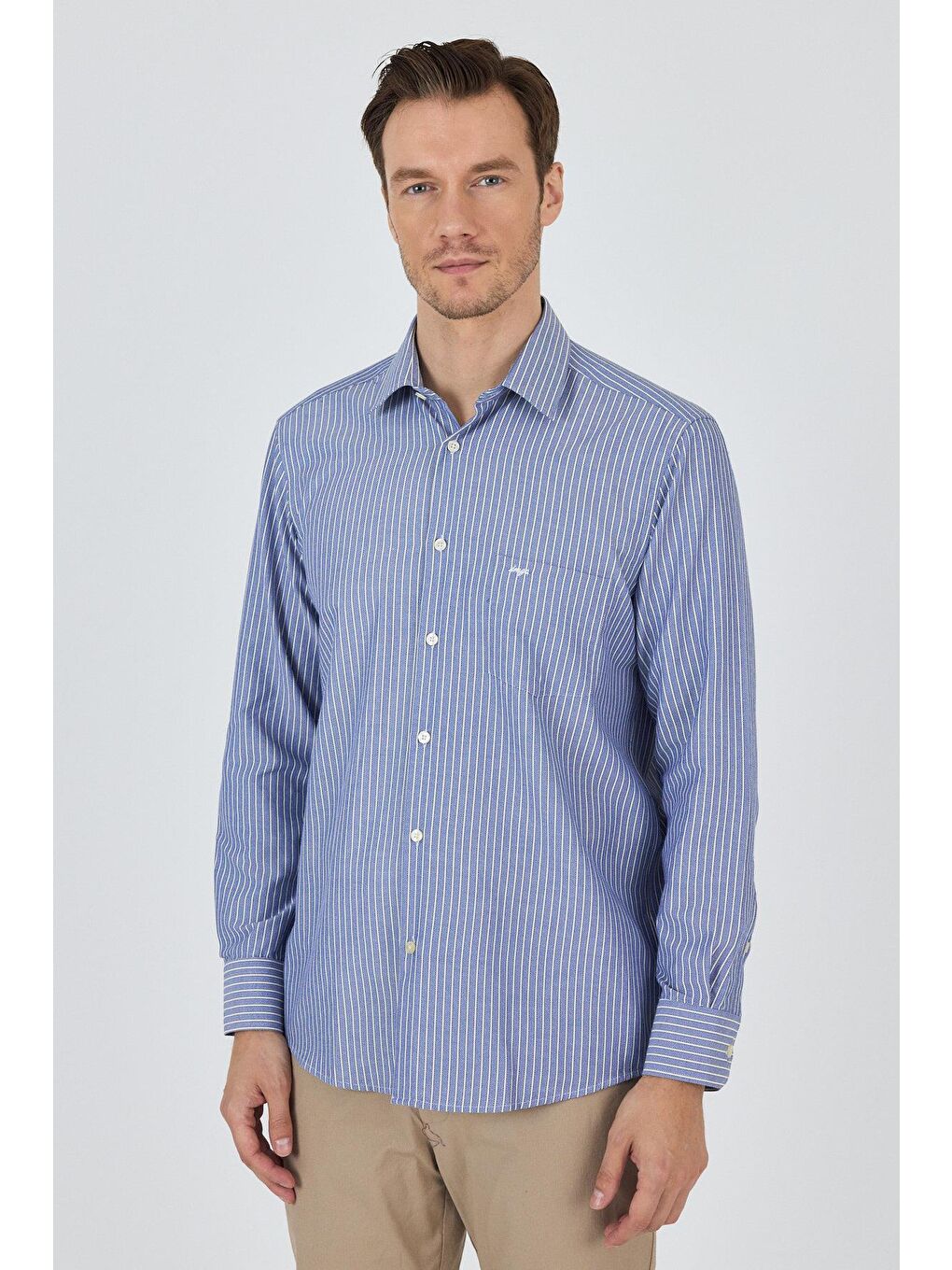 Mavi Uzun Kol Çizgili Desen Armürlü Sert Yaka Cepli Pamuklu Classic Comfort Fit Gömlek 1004250173-1
