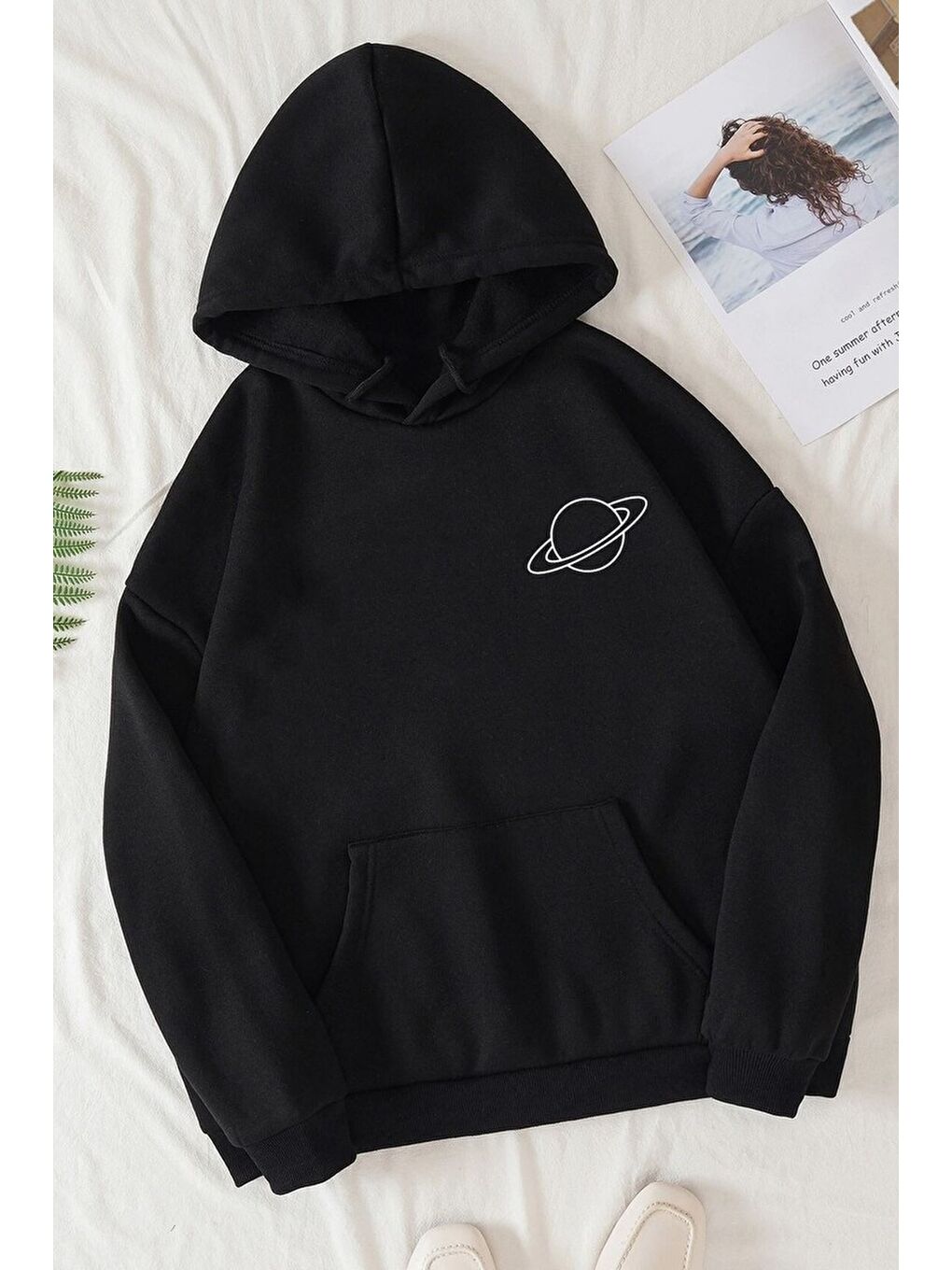 uyguntarz Siyah Unisex Saturn Baskılı Sweatshirt