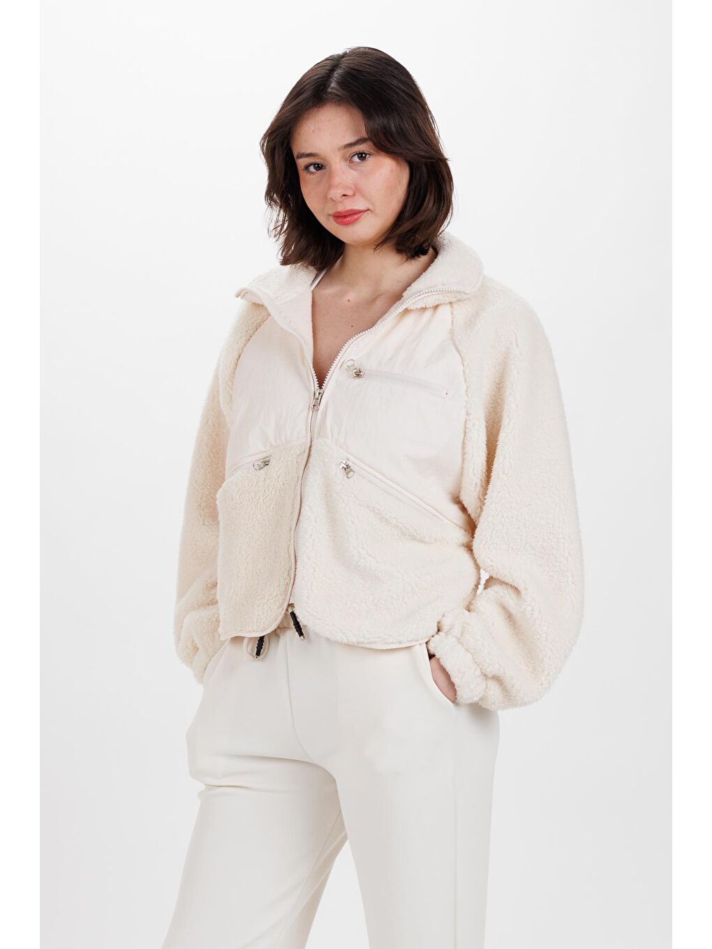 Kadın Ekru Önü Fermuarlı Oversize Örme Polar Mont-1