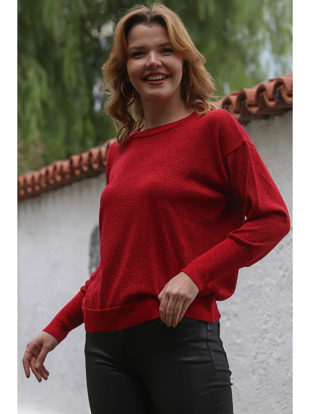 Kırmızı Yuvarlak Yaka Uzun Kol İnce Simli Triko Kazak 65 62