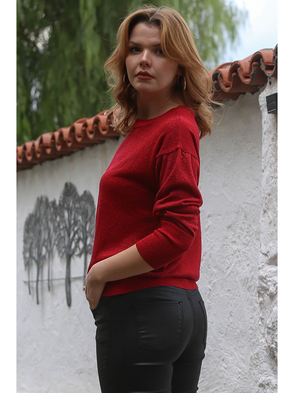 Kırmızı Yuvarlak Yaka Uzun Kol İnce Simli Triko Kazak 65 62-1