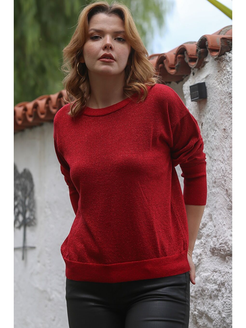 Kırmızı Yuvarlak Yaka Uzun Kol İnce Simli Triko Kazak 65 62-4