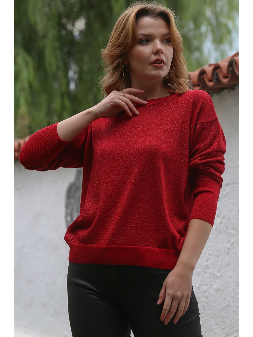 Kırmızı Yuvarlak Yaka Uzun Kol İnce Simli Triko Kazak 65 62-5