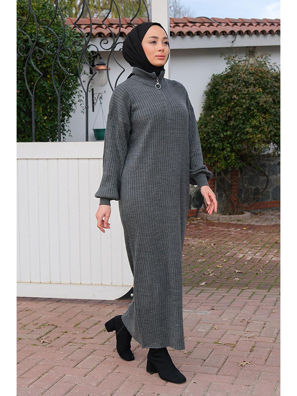 Önü Fermuarlı Triko Elbise Gri-3