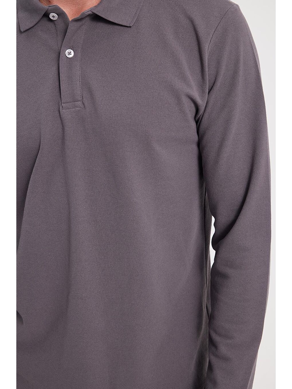 Gri Erkek Standart Fit Rahat Kesim Pamuklu Yumuşak Dokulu Düz Pike Uzun Kollu Füme Polo Yaka Tişört-4