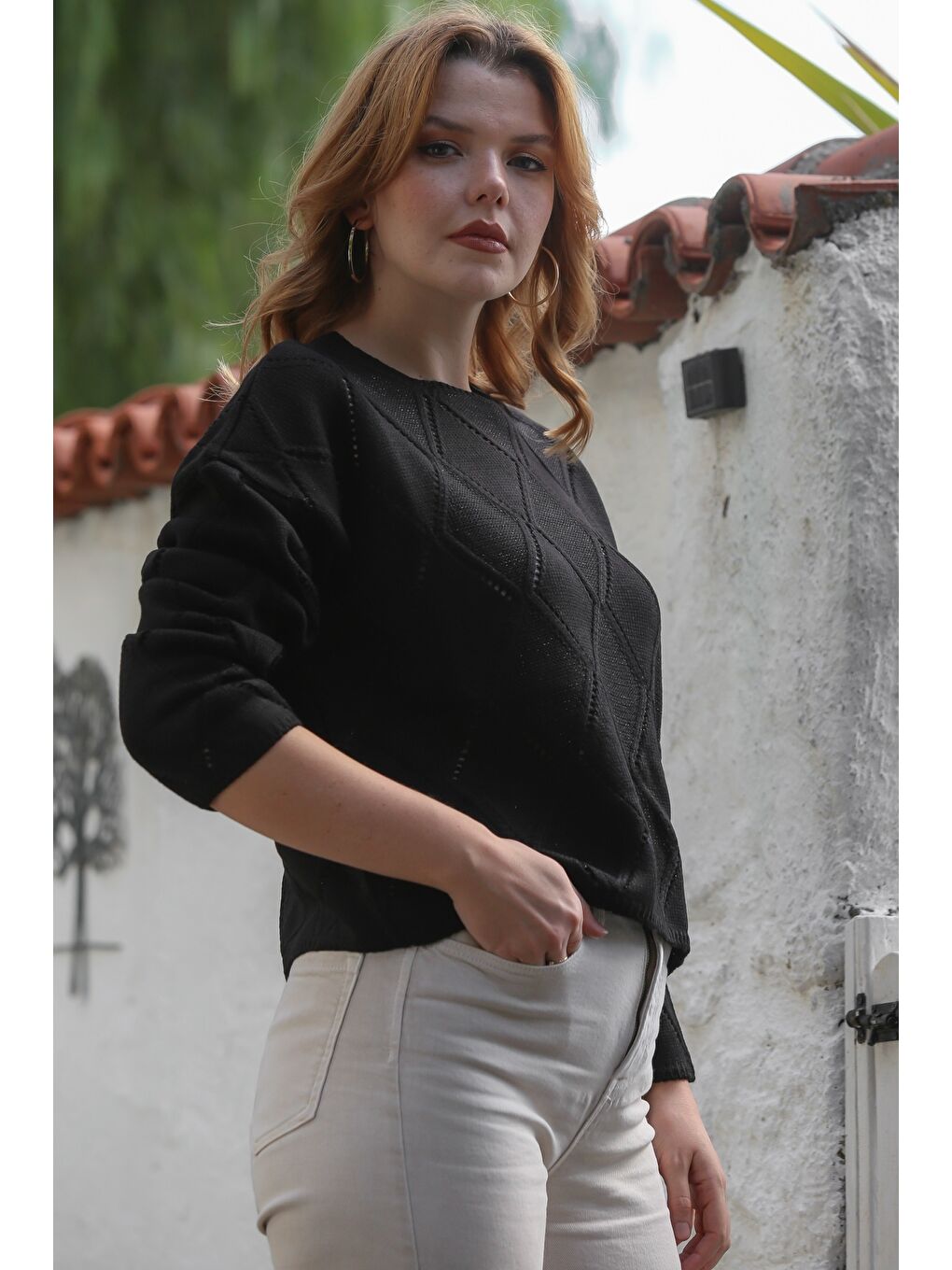 Siyah Yuvarlak Yaka Uzun Kol Baklava Desenli Ajur Örgü Triko Kazak 55 62-6