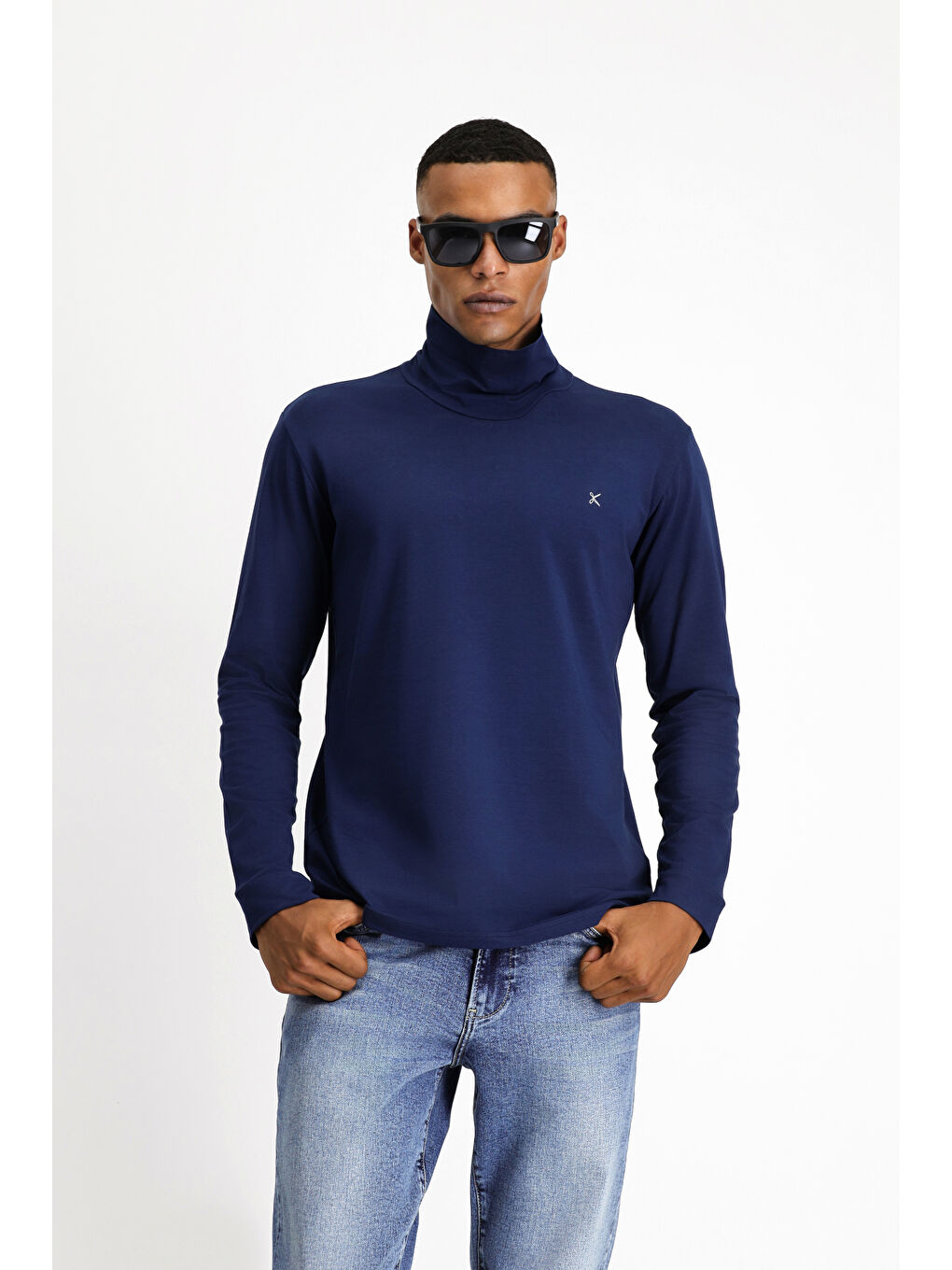 Lacivert Balıkçı Yaka Slim Fit Dar Kesim Pamuklu Sweatshirt-1