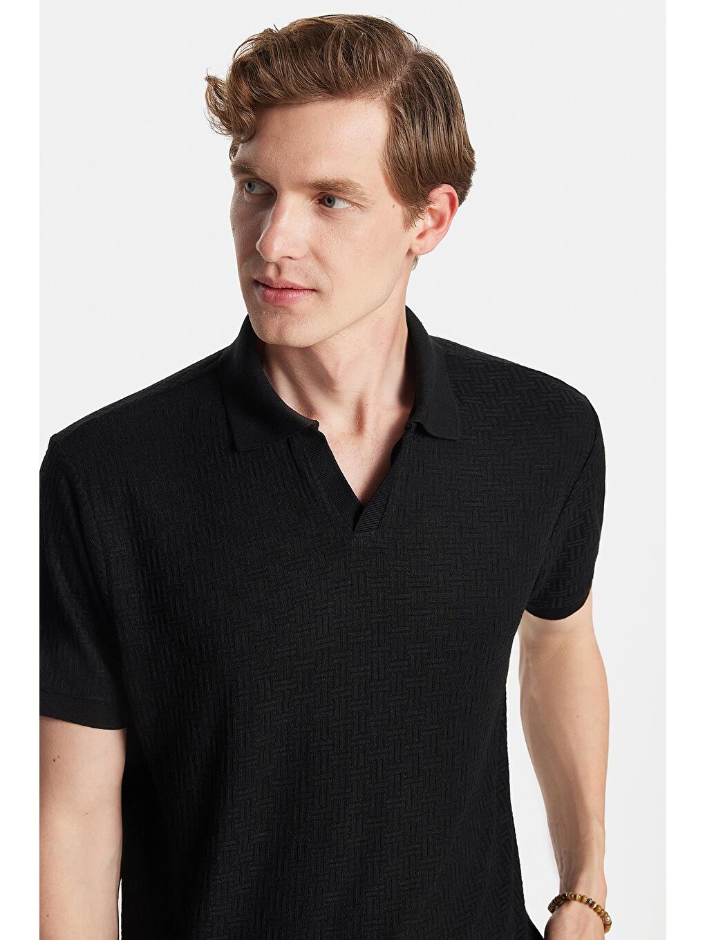 Erkek Slim Fit Dar Kesim Viskon Kumaş Desenli Düz Pike Düğmesiz Siyah Polo Yaka Tişört-1