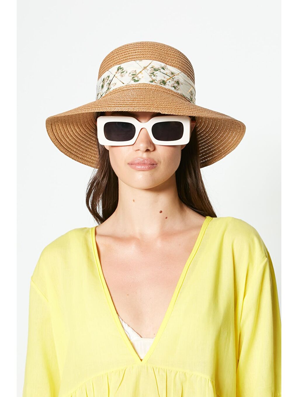 Bej Kısa Kenar Hasır Plaj Şapkası Y23730-54 Vizon