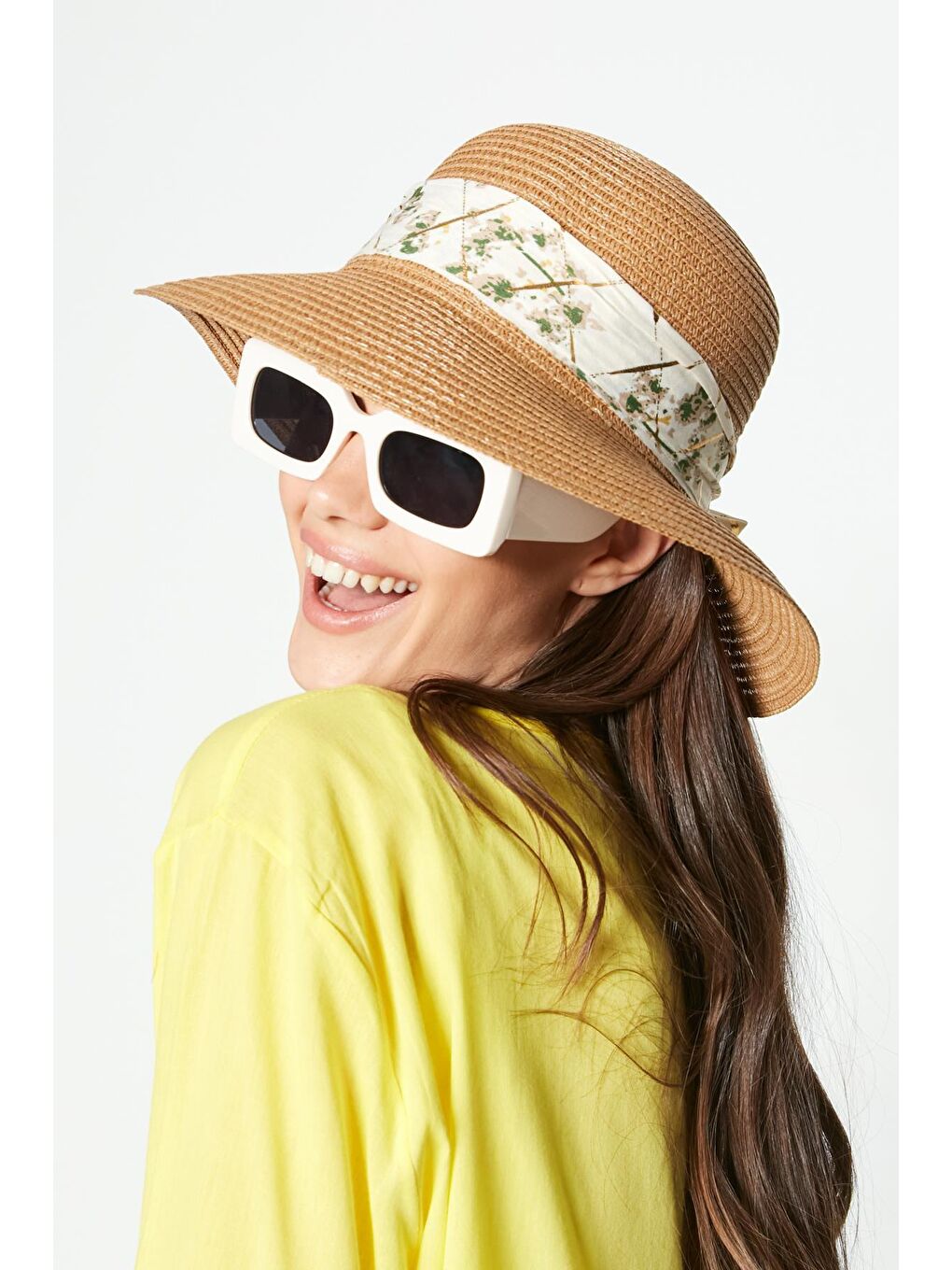 Bej Kısa Kenar Hasır Plaj Şapkası Y23730-54 Vizon-1