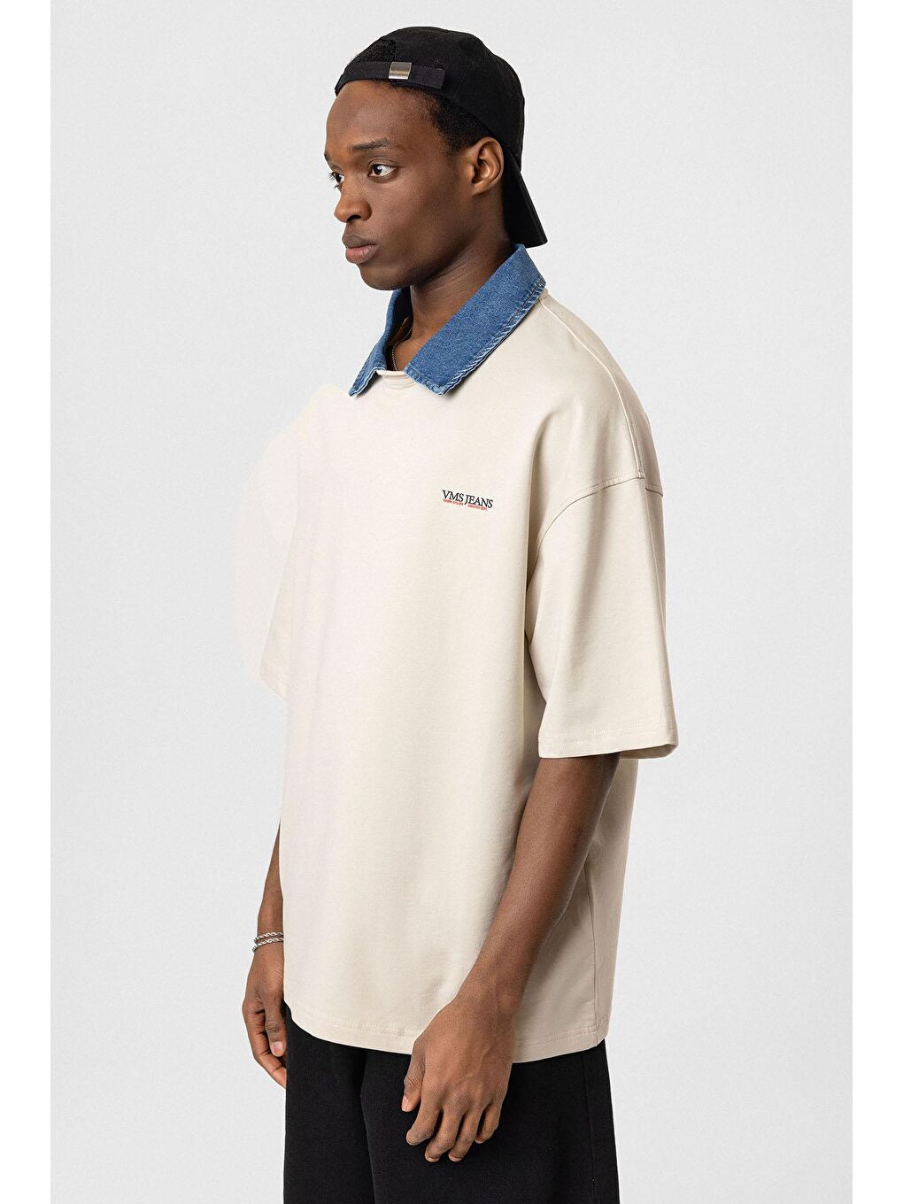 Bej Polo Yaka Yazı Detaylı Oversize Tişört Taş-3