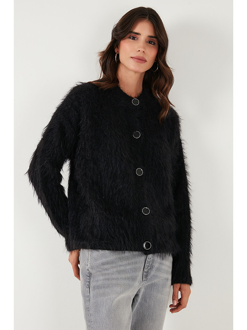 Siyah Yumuşak Tüylü Regular Fit Bisiklet Yaka Düğmeli Hırka 4617007-3