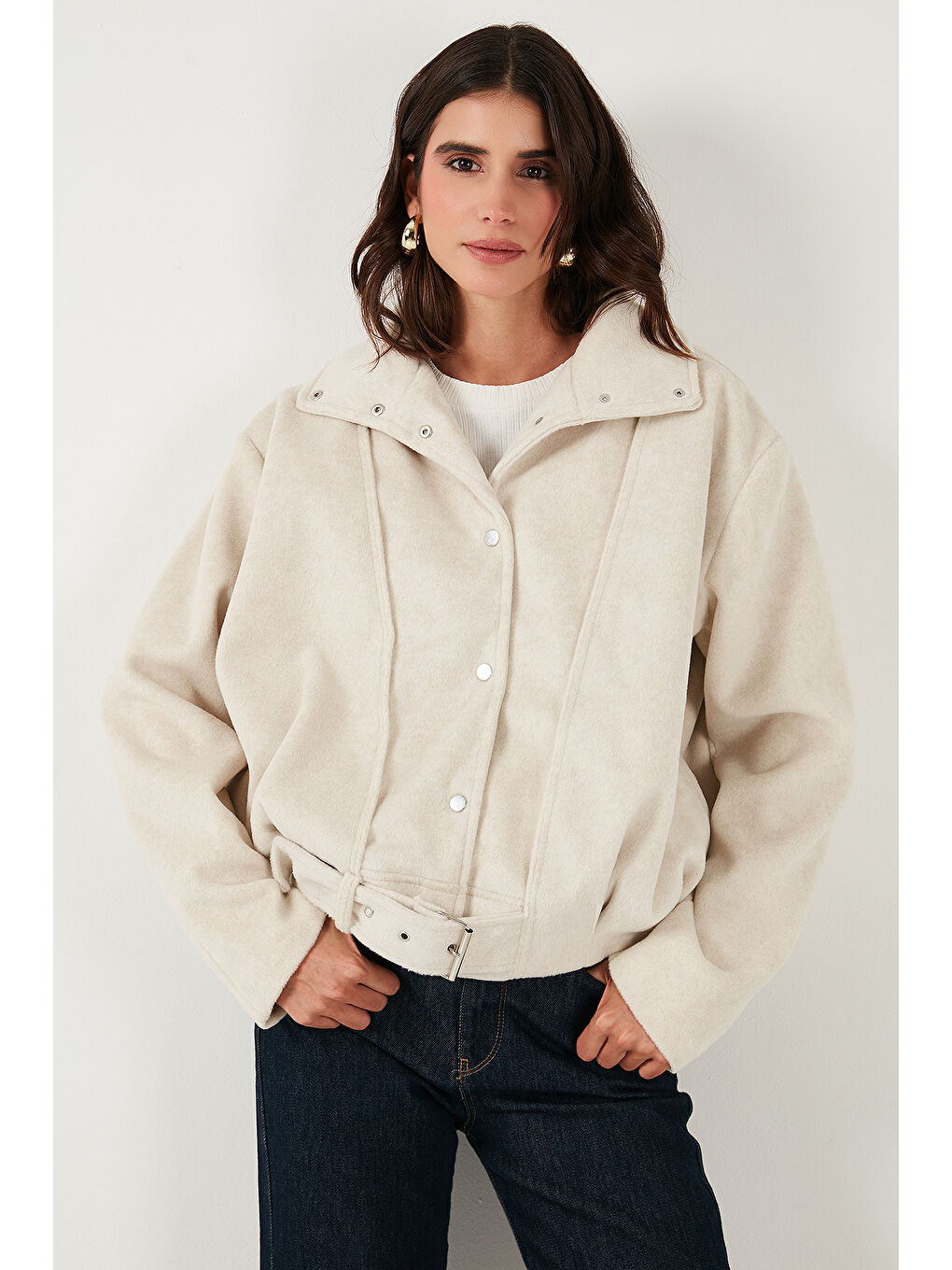 Bej Pamuk Karışımlı Oversize Kemer Detaylı Astarlı Kısa Kaşe Kaban 6839657