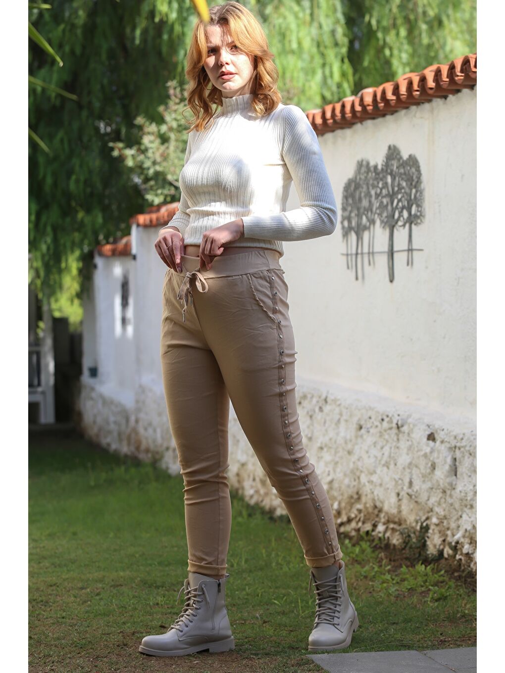 İtalyan Bej Cepli Yanları Şeritli Lastikli Ve Bağlamalı Bel Casual Dokuma Pantolon 98 62-3