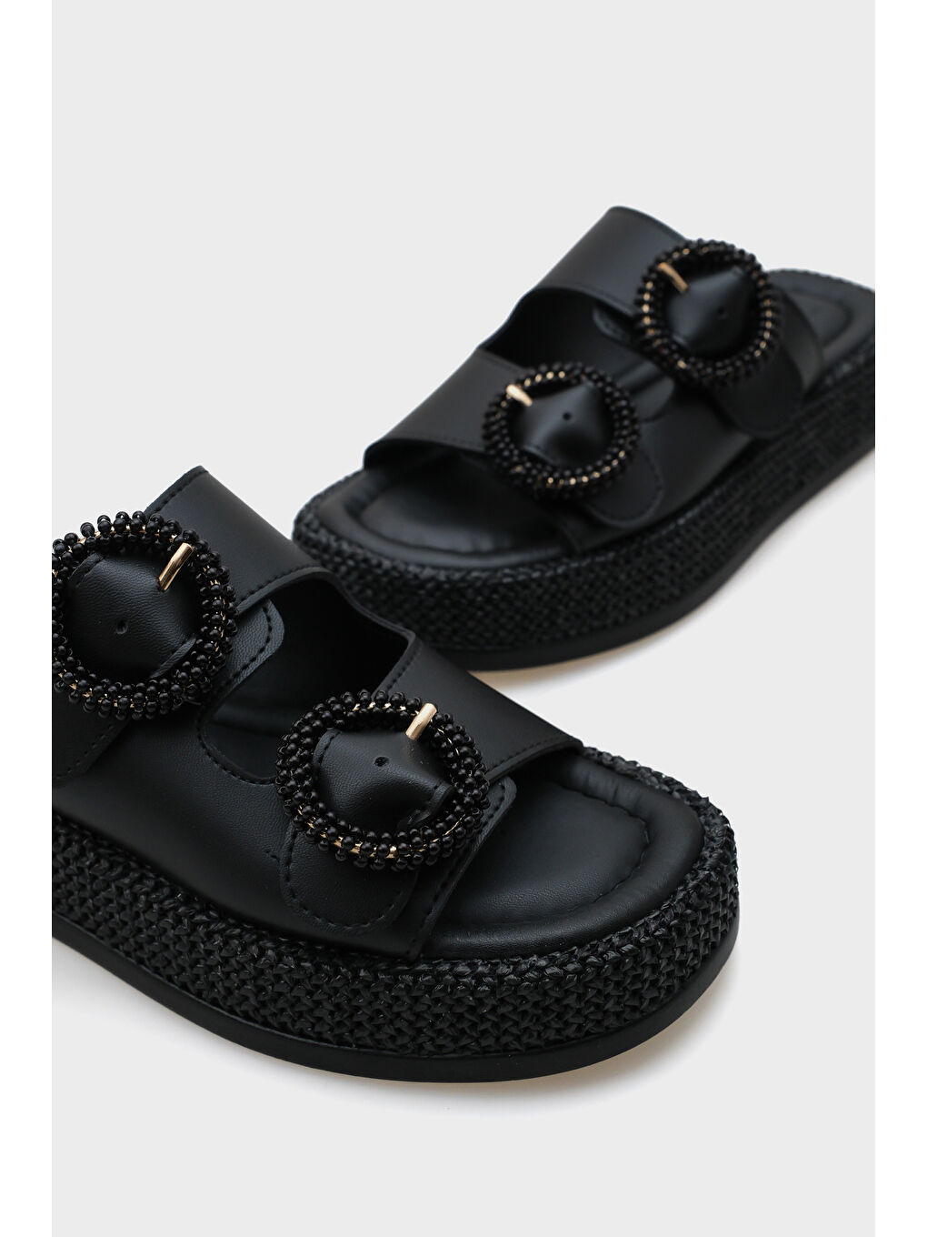 Siyah Marla Çift Tokalı Dolgu Topuklu Konfor Kadın Terlik-3