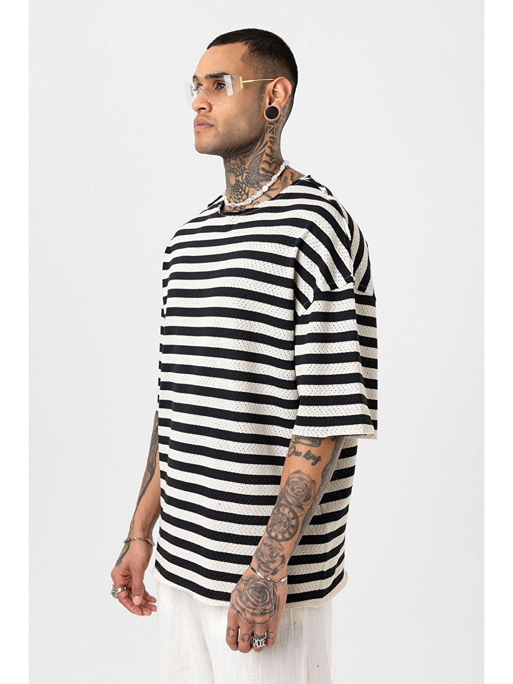 Çizgili Oversize Triko Tişört Siyah-3