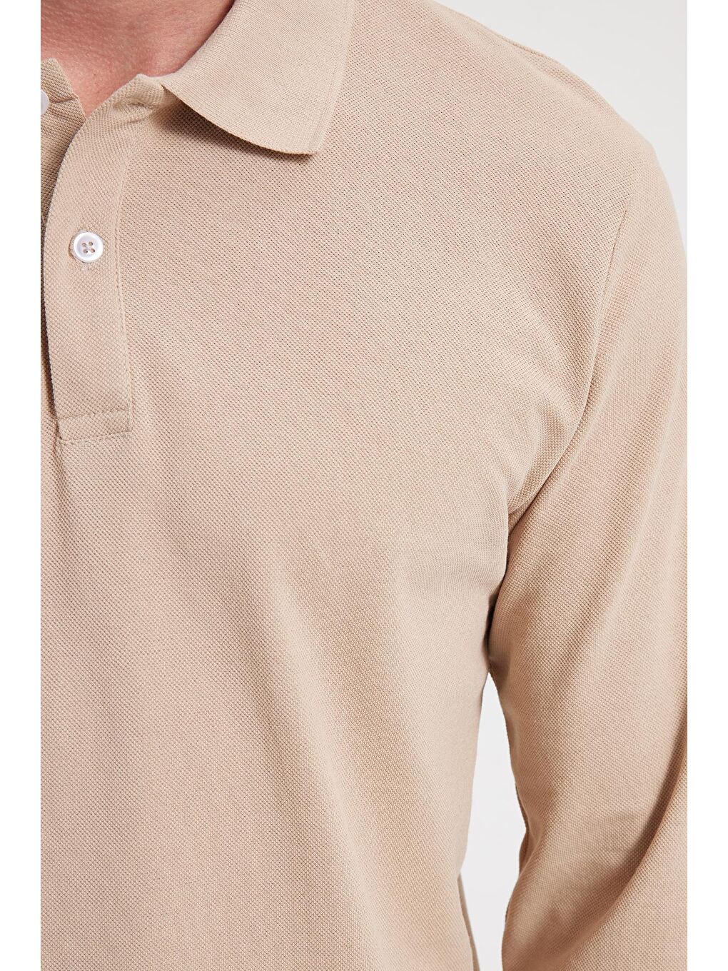 Bej Erkek Standart Fit Rahat Kesim Pamuklu Yumuşak Dokulu Düz Pike Uzun Kollu Taş Polo Yaka Tişört-4