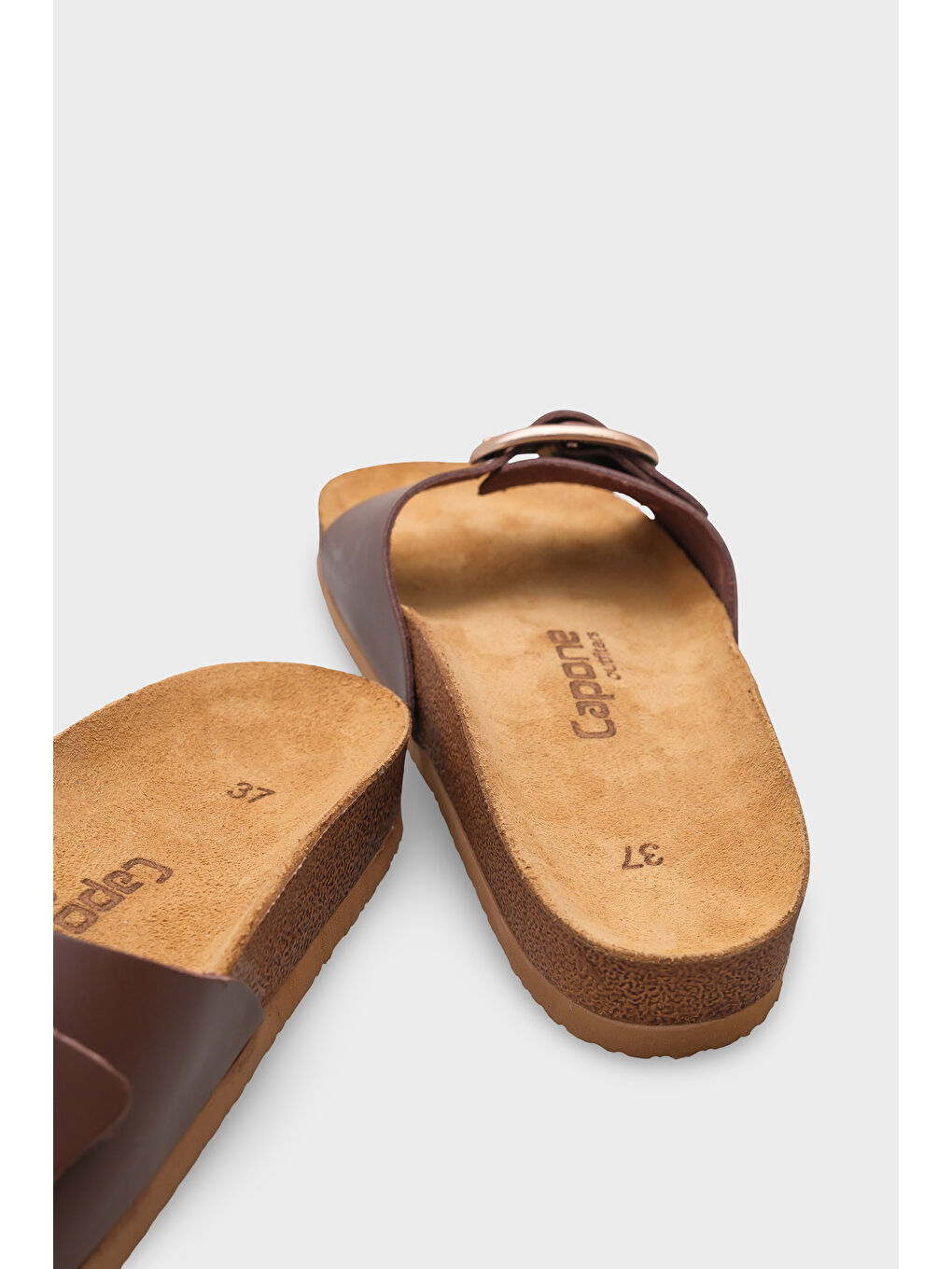 Kahverengi Lee Büyük Tokalı Anatomik Mantar Tabanlı Deri Terlik-3