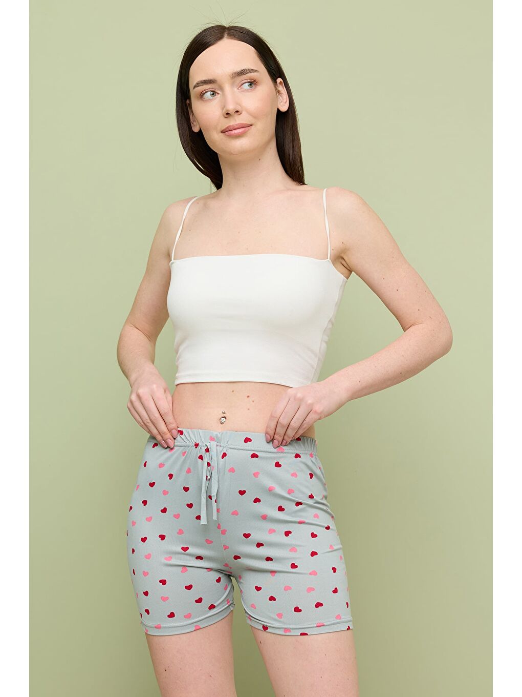 Turkuaz Kalp Desenli Beli Lastikli Şort-1