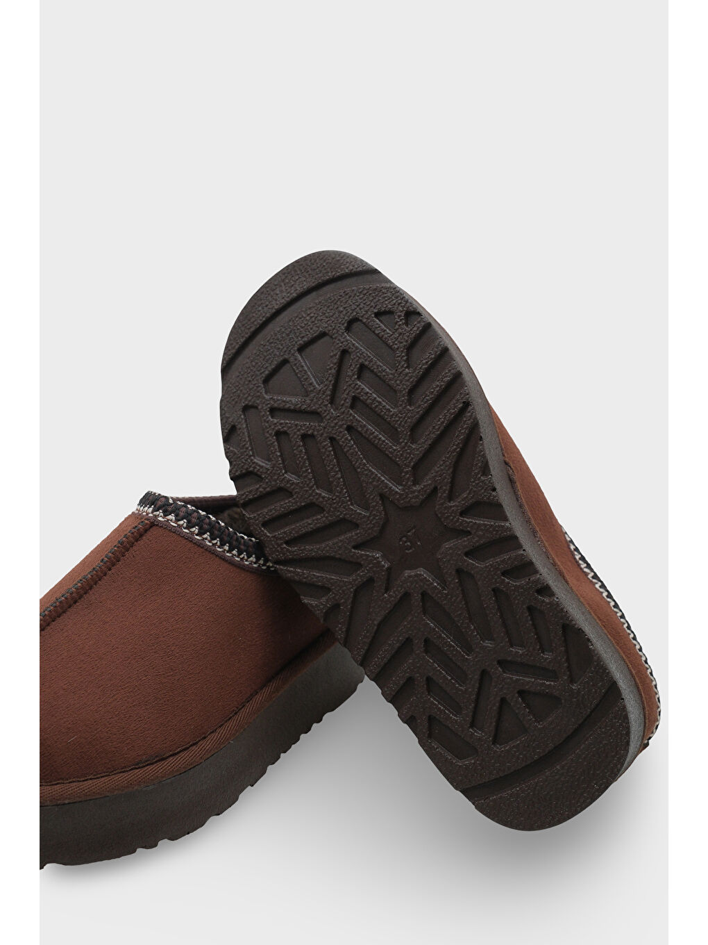 Kahverengi Carroll Kalın Tabanlı Yuvarlak Burunlu Kürklü Kadın Kapalı Terlik-4