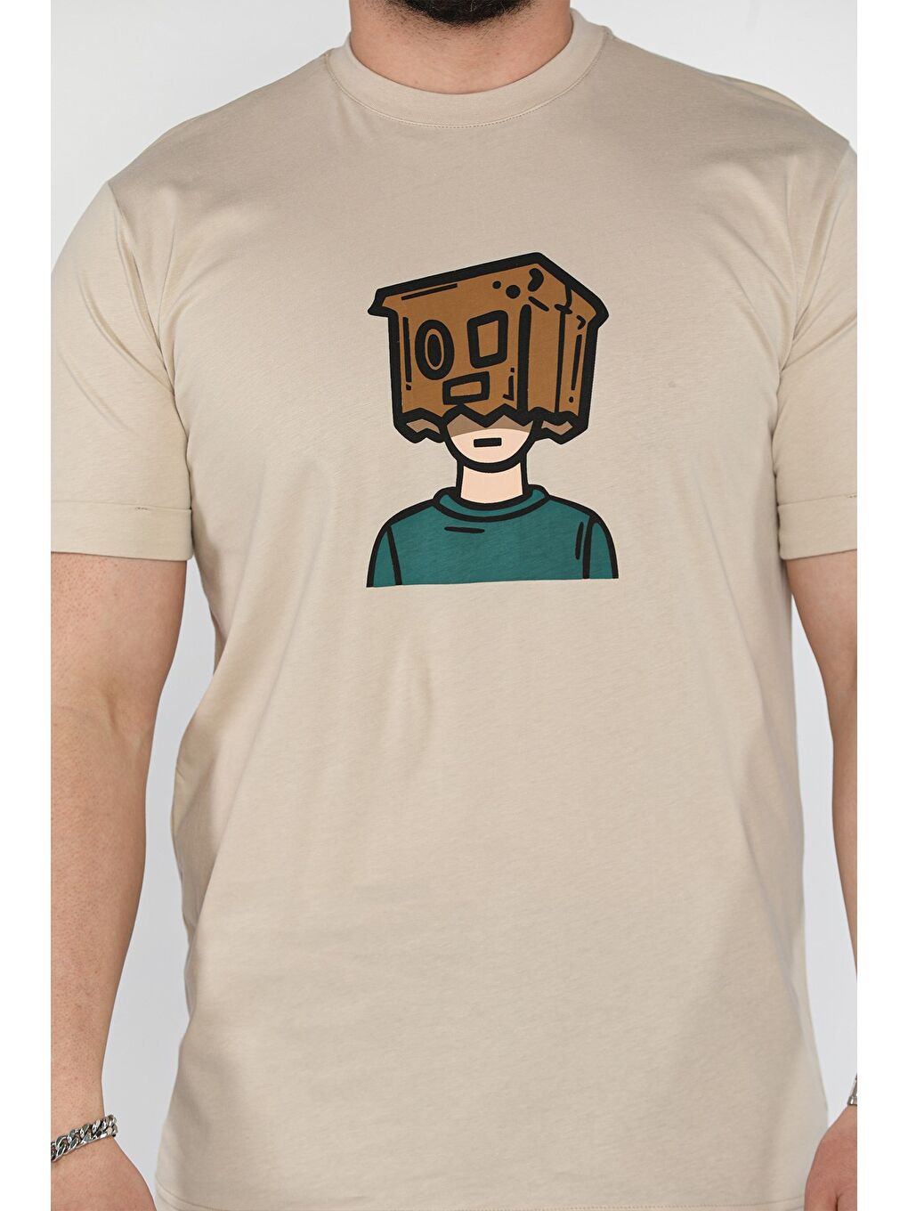 Bej Bisiklet Yaka Kol Katlamalı Baskılı Erkek Tişört-3