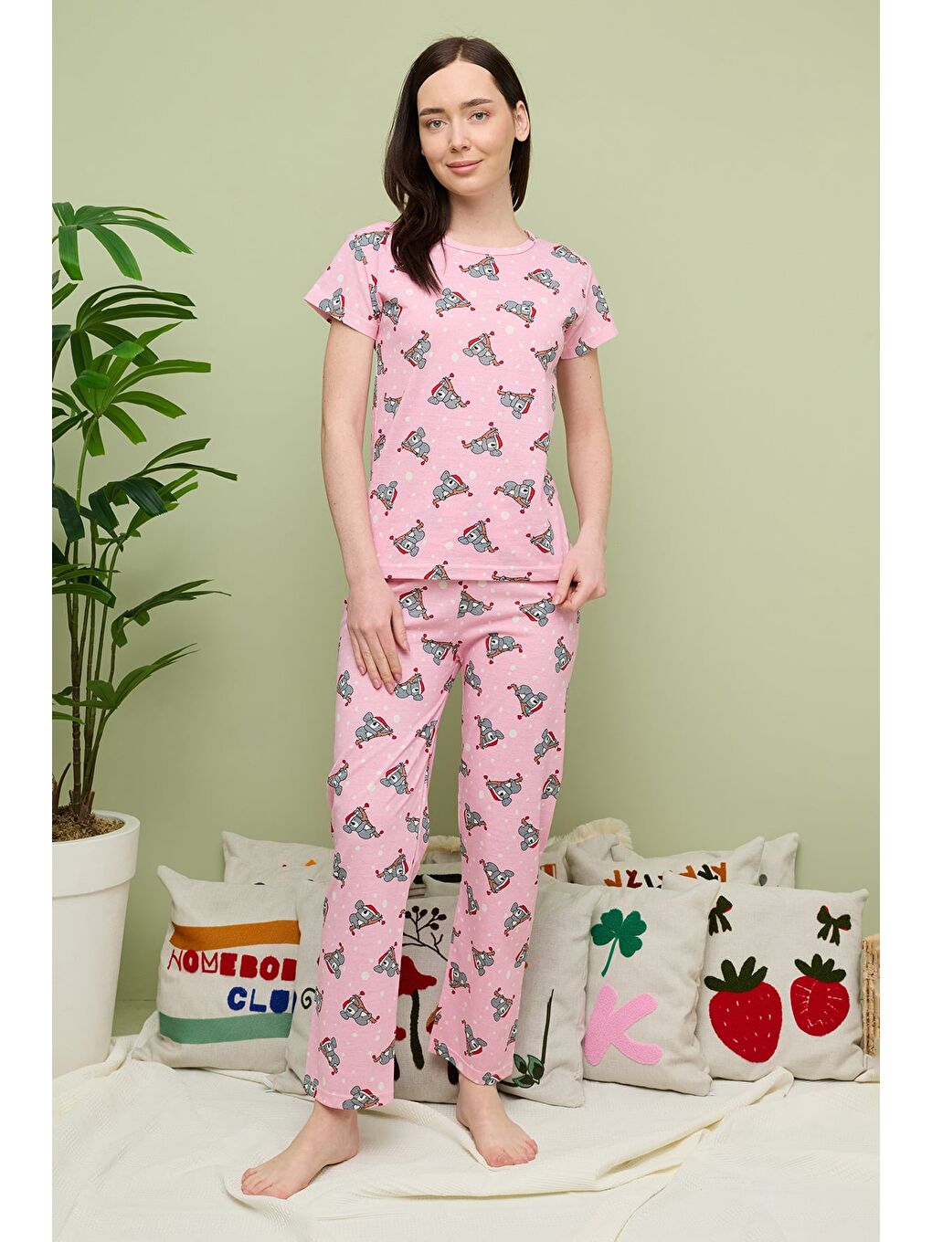 Pembe Kalp Desenli Bisiklet Yaka Kısa Kollu Pijama Takımı