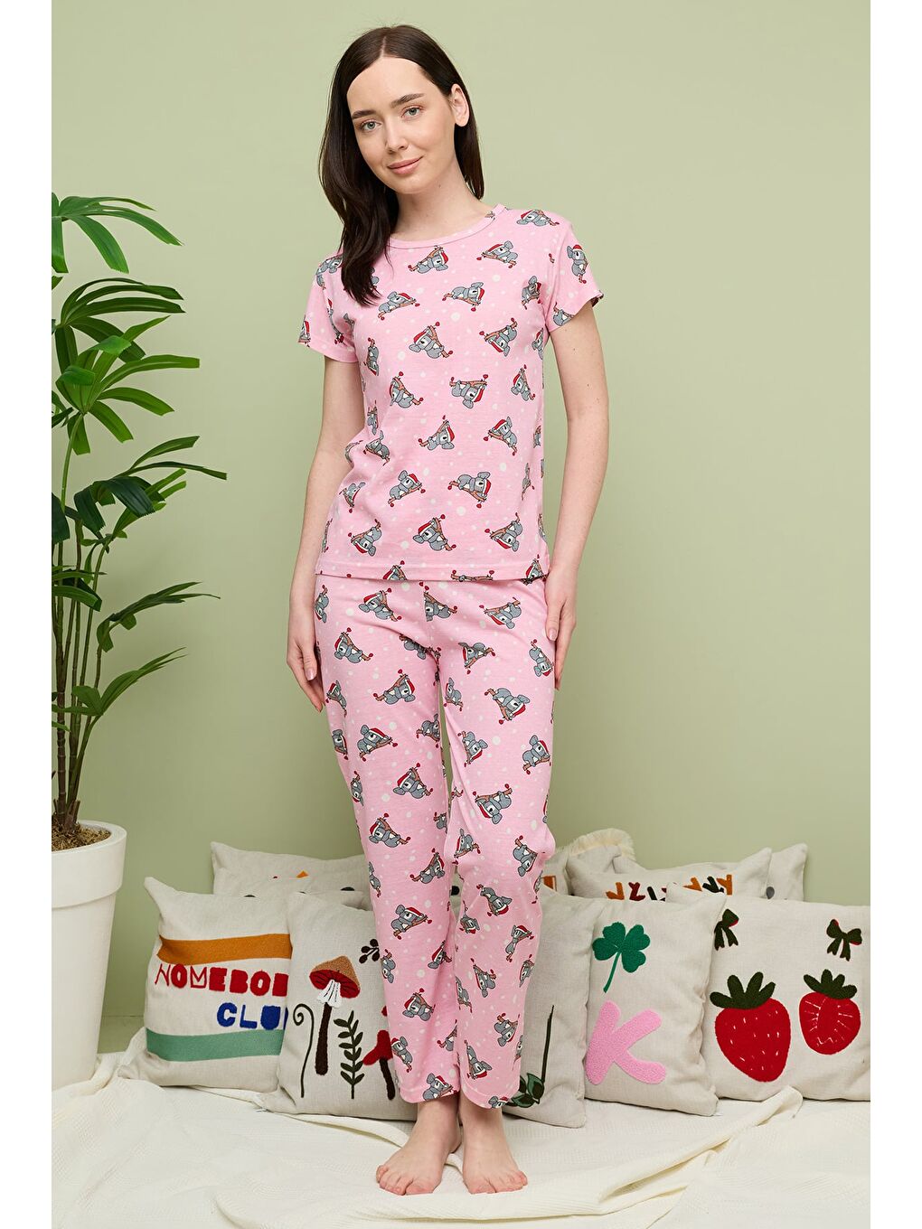 Pembe Kalp Desenli Bisiklet Yaka Kısa Kollu Pijama Takımı-1