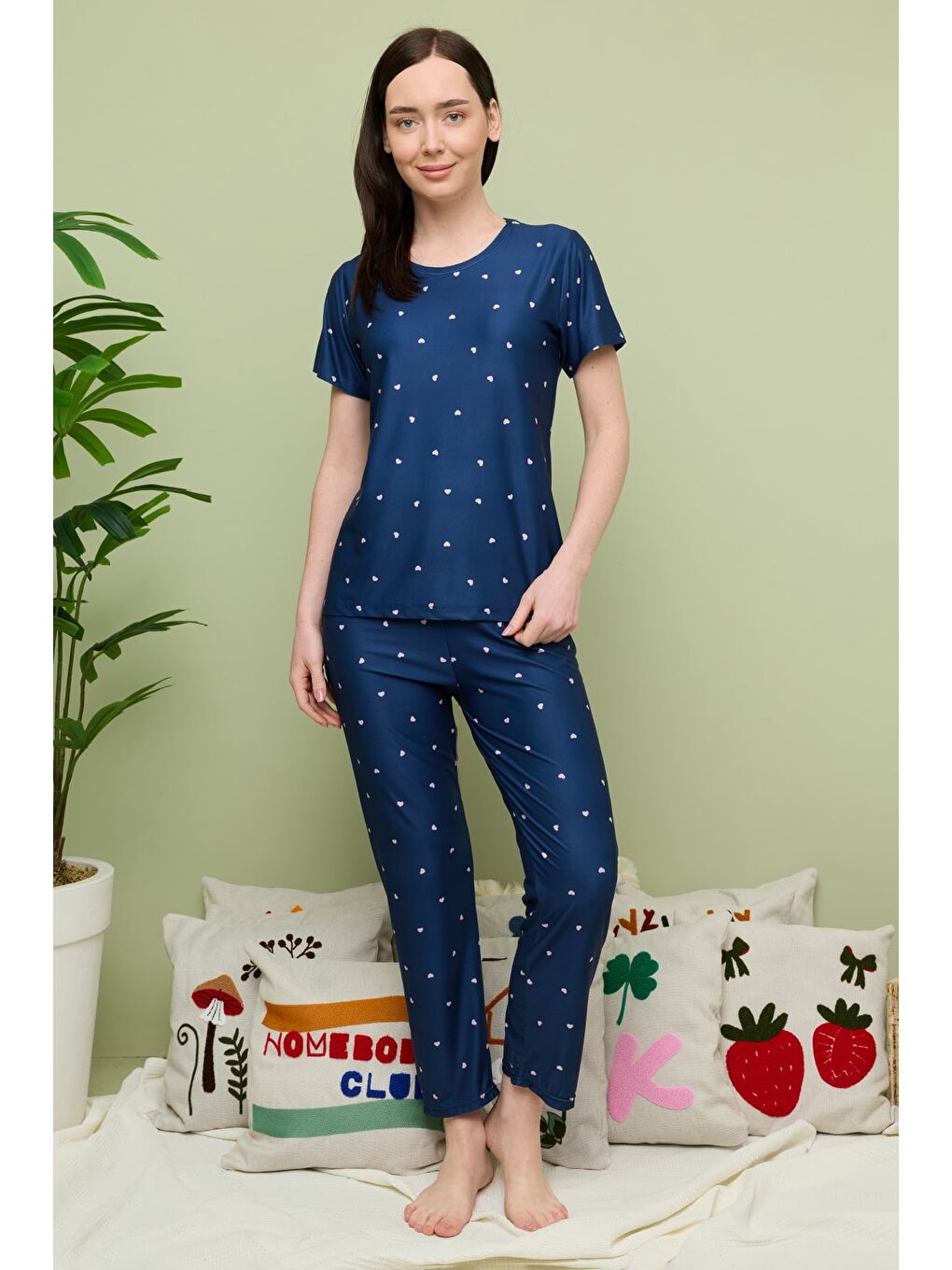 Lacivert Büyük Kalpli Desenli Bisiklet Yaka Kısa Kollu Pijama Takımı-2