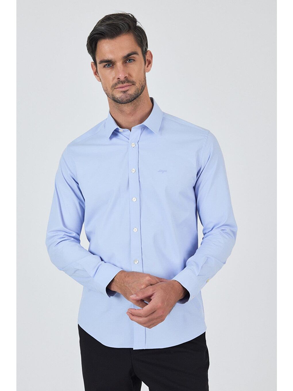 Mavi Uzun Kol Düz Bez Ayağı Sert Yaka Cepsiz Pamuklu Classic Slim Fit Gömlek 1004250195-3
