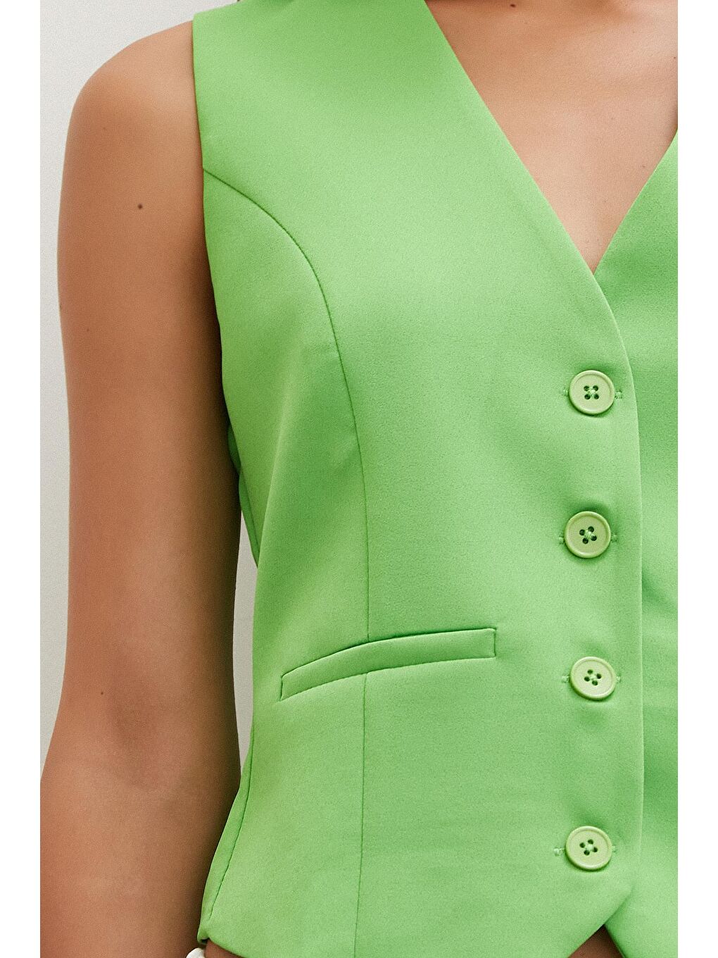 Yeşil Düğmeli YELEK-4