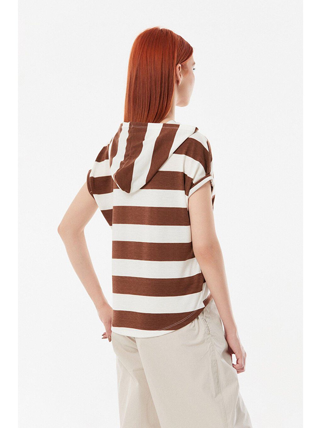 Kahverengi Çizgili Kapüşonlu Oversize Tişört-1