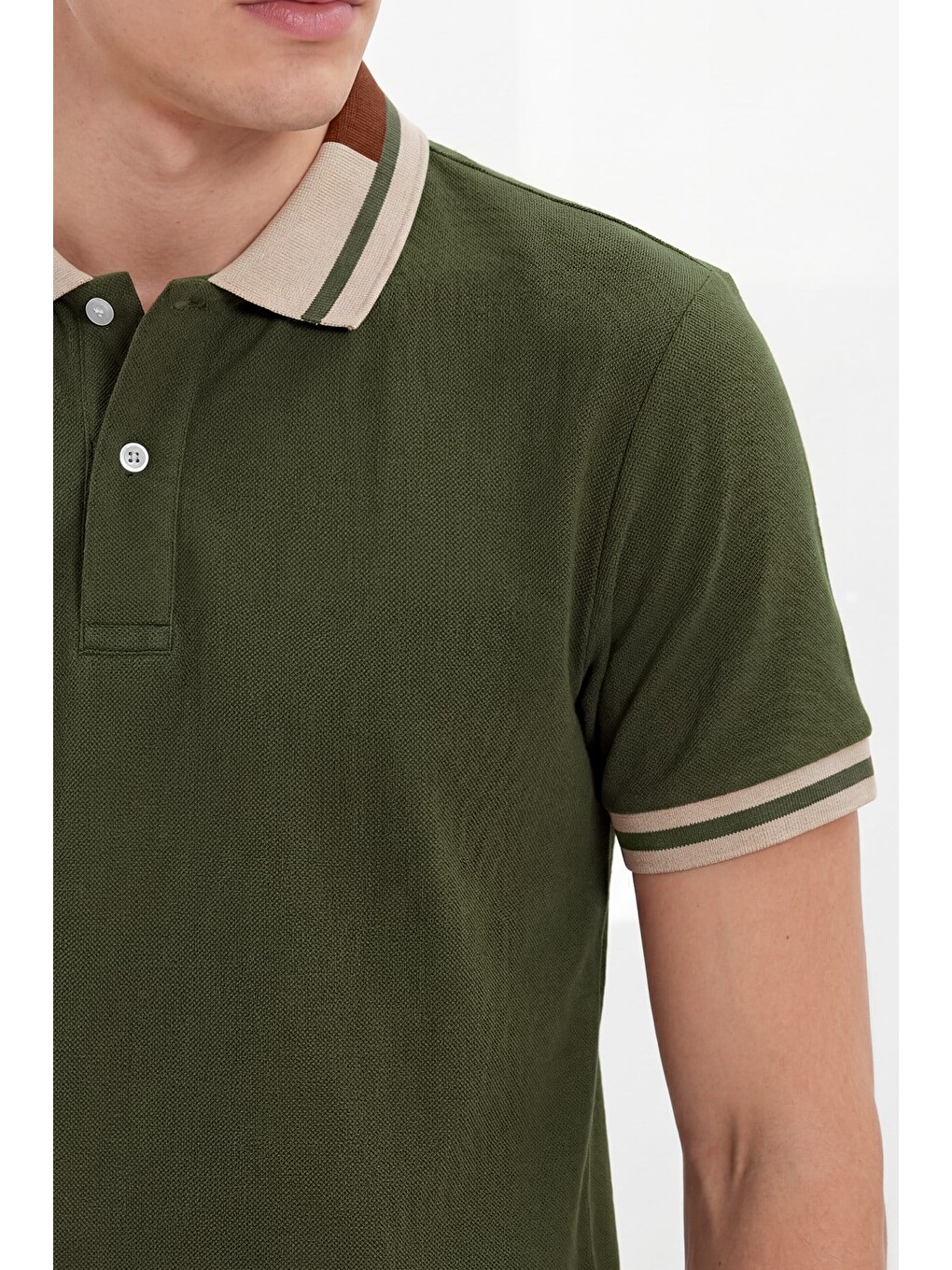 Erkek Slim Fit Dar Kesim %100 Pamuk Düz Pike Yaka Ve Kol Detaylı Haki Polo Yaka Tişört-3