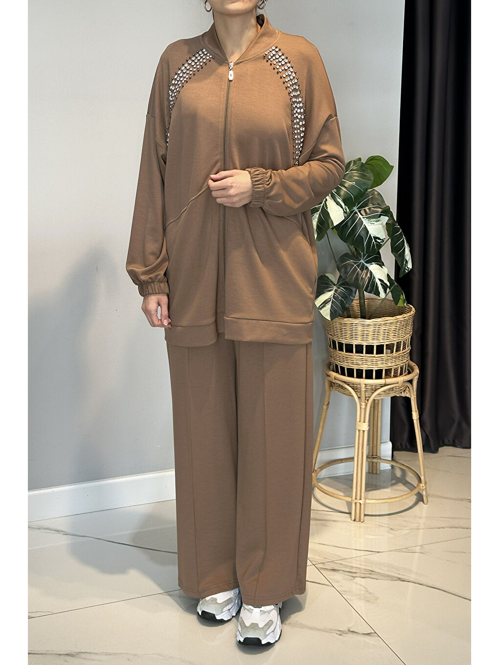 Kahverengi Önü Taş Detay Penye Takım 2015 Latte-3