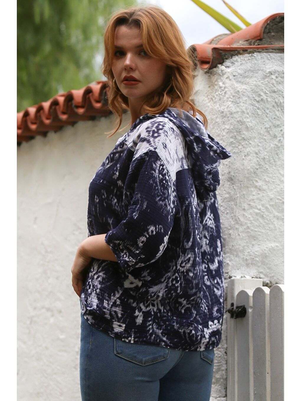 Mavi Kapüşonlu Uzun Kol Şal Desenli Fermuarlı Pamuklu Dokuma Ceket 58 64-7