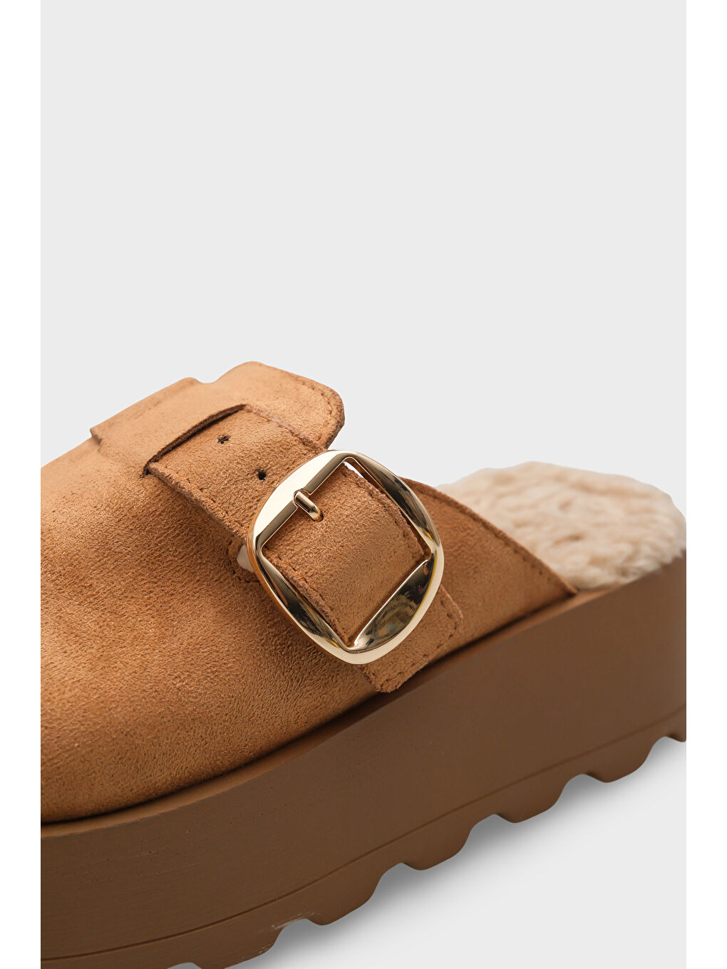 Kahverengi Leticia Kürklü Süet Görünümlü Kadın Sabo-2