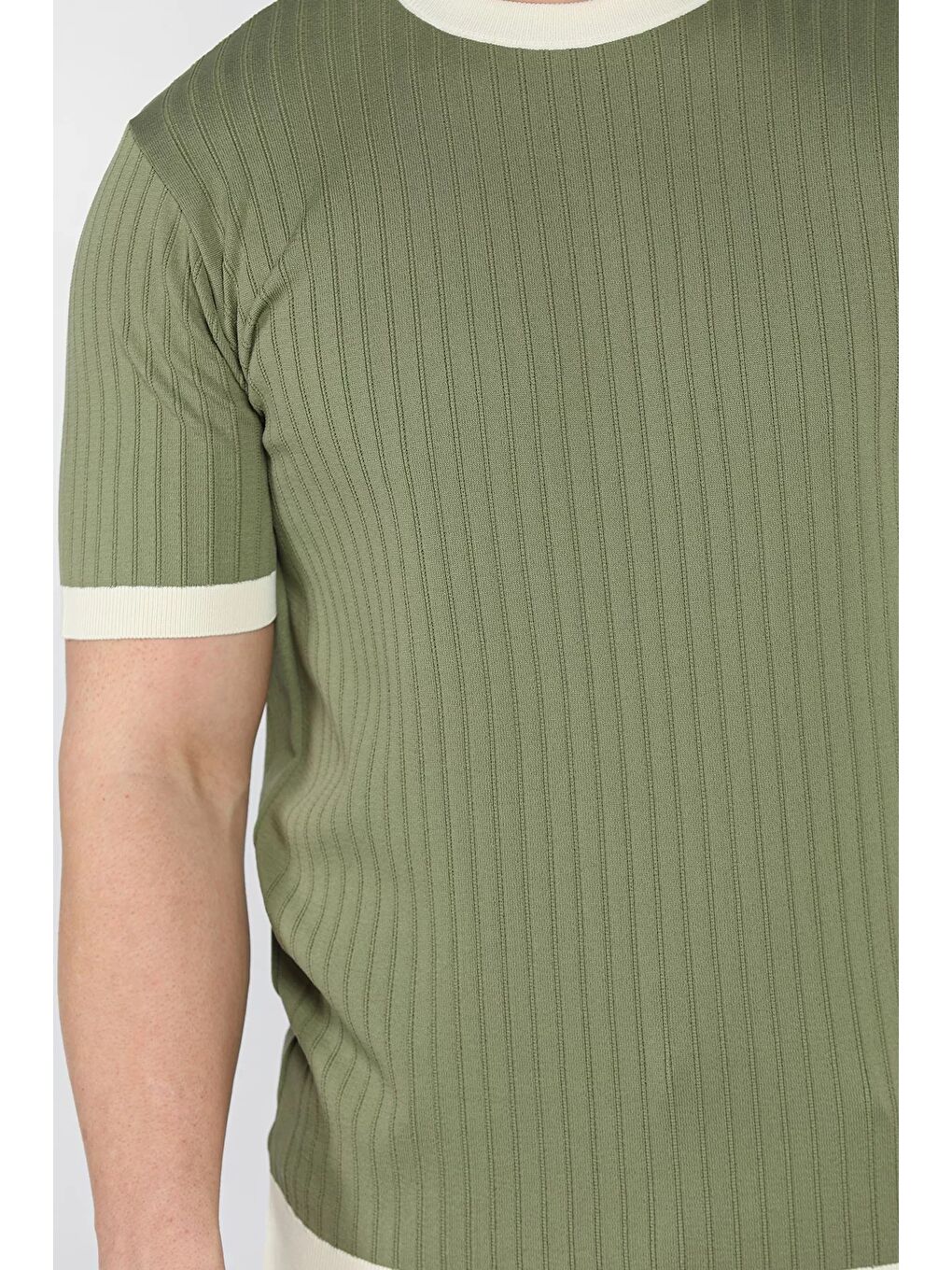 Haki Bisiklet Yaka Erkek Tişört-3