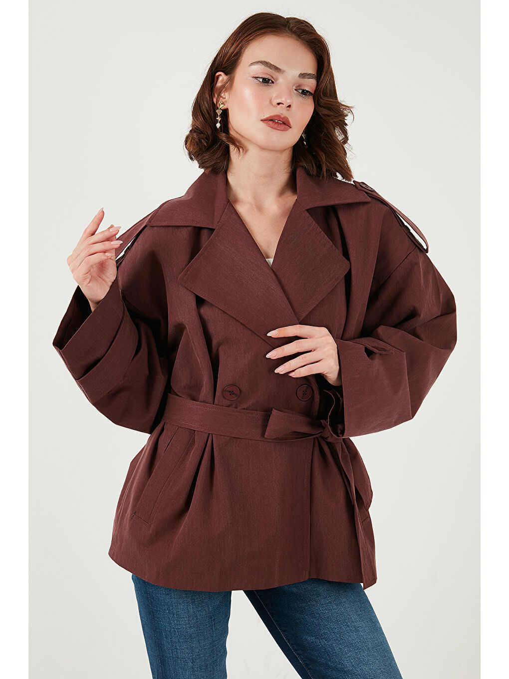 Bordo Oversize Fit Kruvaze Yaka Kuşaklı Düğmeli Trençkot 6839609-2