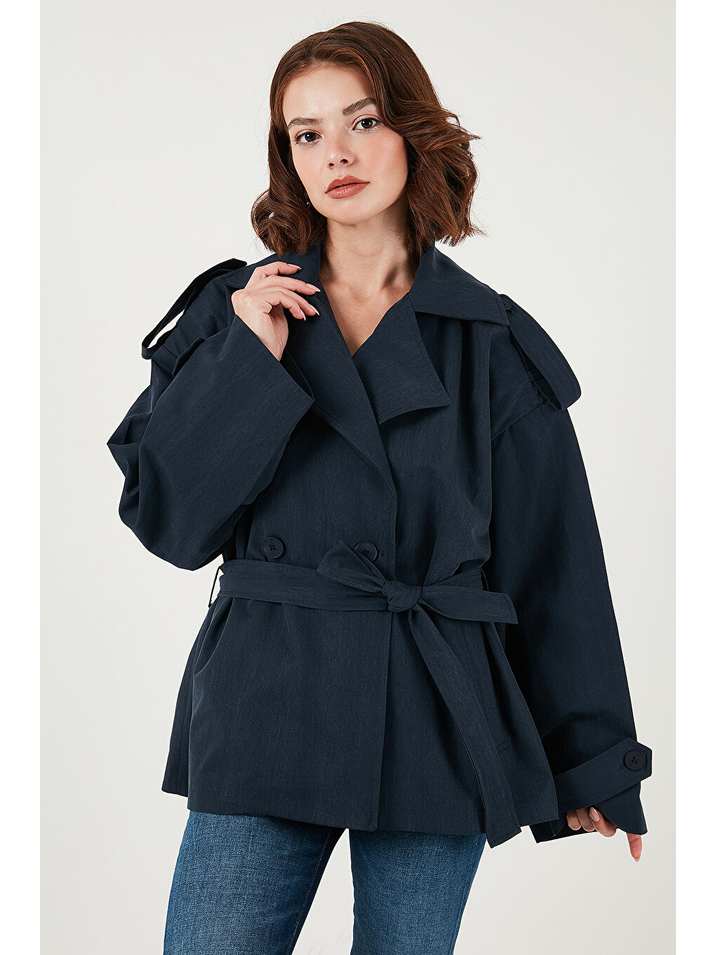 Lacivert Oversize Fit Kruvaze Yaka Kuşaklı Düğmeli Trençkot 6839609-3