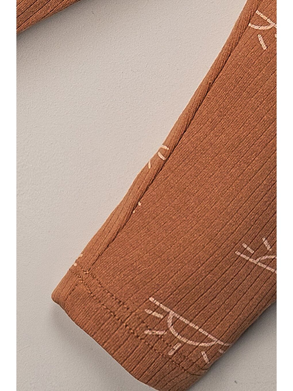 Kahverengi Güneş Desenli Çıt Çıtlı Zıbınlı Bebek Takımı-4